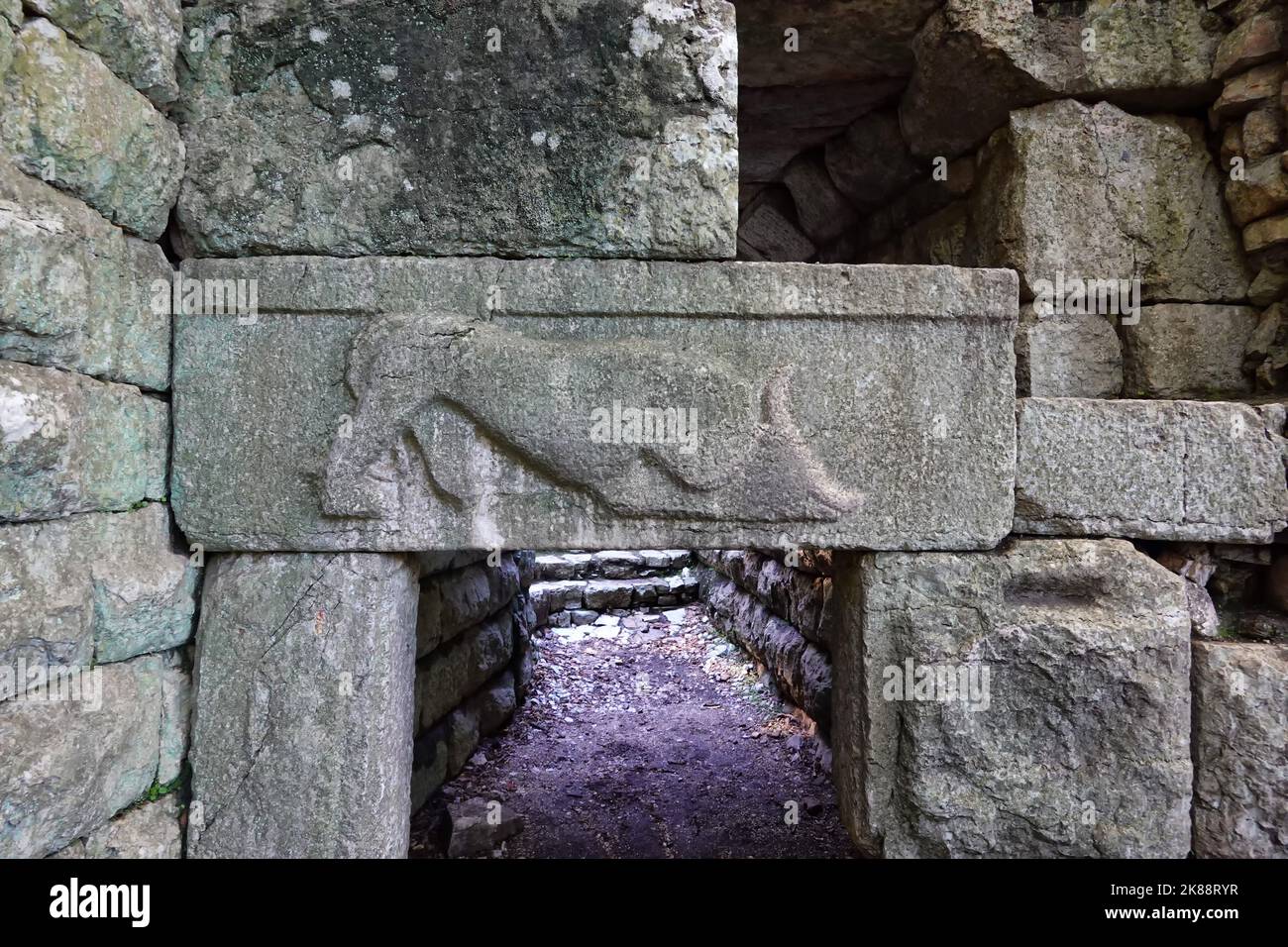 Porte du Lion, accès à l'acropole, Butrint était une ancienne ville grecque et romaine plus tard et un évêché à Epirus, site classé au patrimoine mondial de l'UNESCO, Albanie Banque D'Images