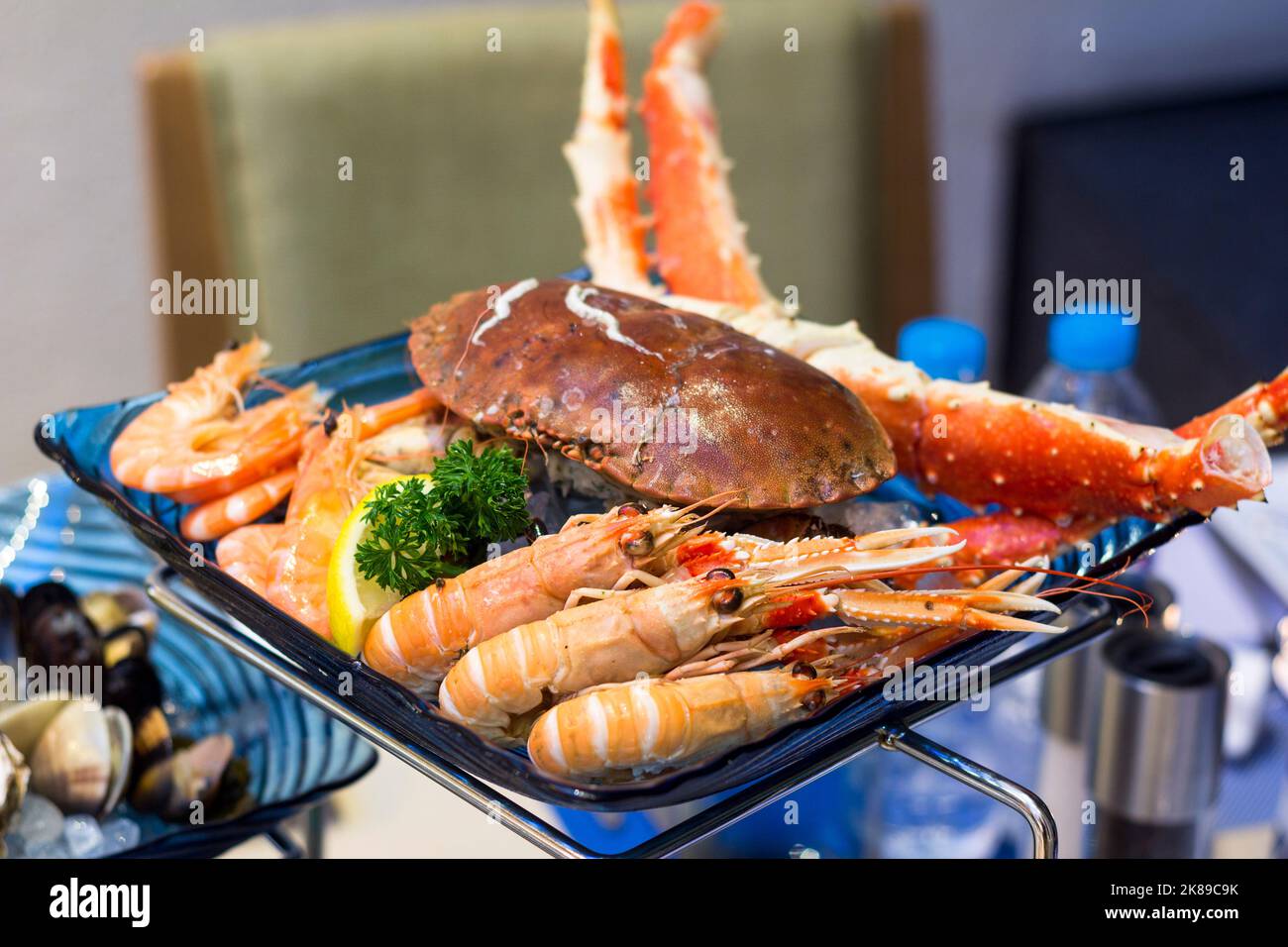 Un buffet de fruits de mer dans un restaurant de l'hôtel à Bangkok, en Thaïlande Banque D'Images