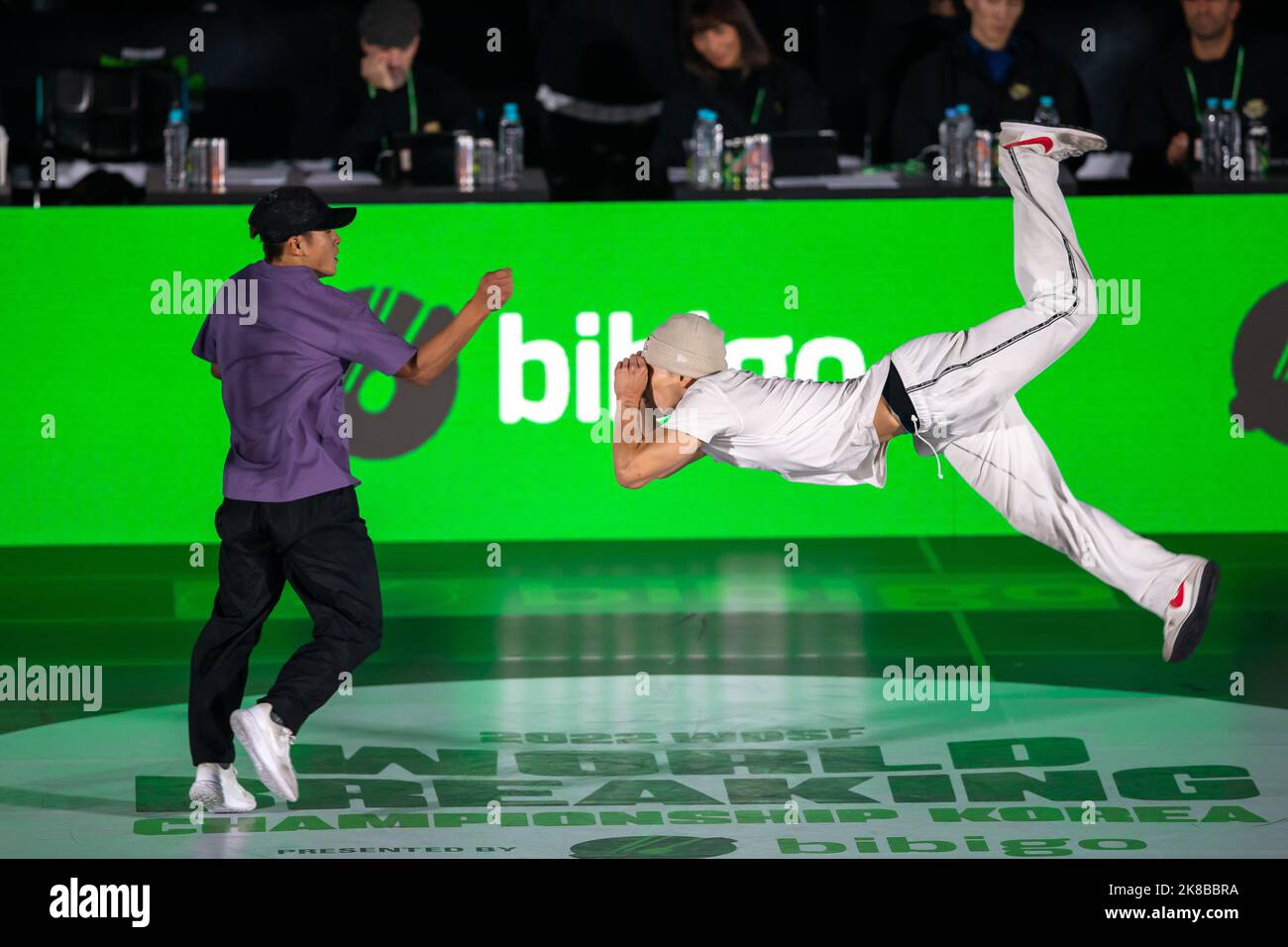 (221022) SÉOUL, le 22 octobre 2022 (Xinhua) le Bboy d'équipe