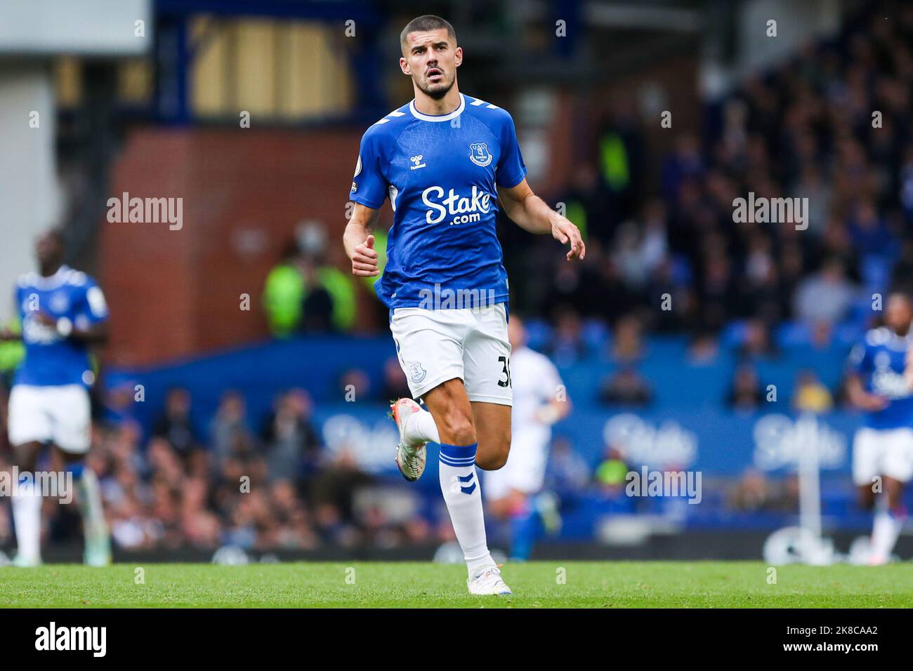 Liverpool, Royaume-Uni. 22nd octobre 2022. Conor Coady d'Everton lors du match de la Premier League entre Everton et Crystal Palace à Goodison Park, Liverpool, Angleterre, le 22 octobre 2022. Photo de Ben Wright. Utilisation éditoriale uniquement, licence requise pour une utilisation commerciale. Aucune utilisation dans les Paris, les jeux ou les publications d'un seul club/ligue/joueur. Crédit : UK Sports pics Ltd/Alay Live News Banque D'Images