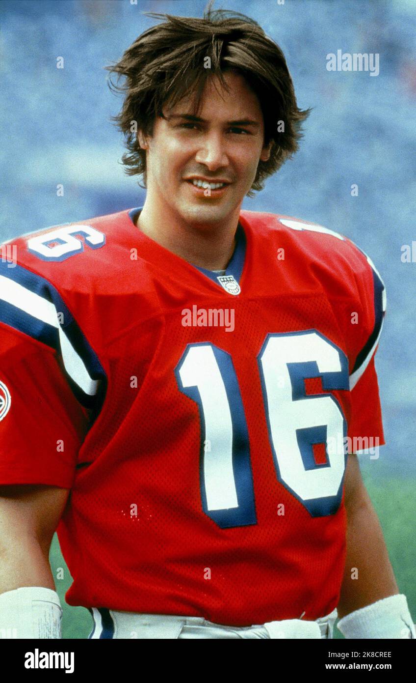 Keanu Reeves film: The Replacements (2000) personnages: Shane Falco Directeur: Howard Deutch 07 août 2000 **AVERTISSEMENT** cette photographie est à usage éditorial exclusif et est le copyright de WARNER et/ou le photographe assigné par la Société de film ou de production et ne peut être reproduite que par des publications dans le cadre de la promotion du film ci-dessus. Un crédit obligatoire pour WARNER est requis. Le photographe doit également être crédité lorsqu'il est connu. Aucune utilisation commerciale ne peut être accordée sans l'autorisation écrite de la Société du film. Banque D'Images