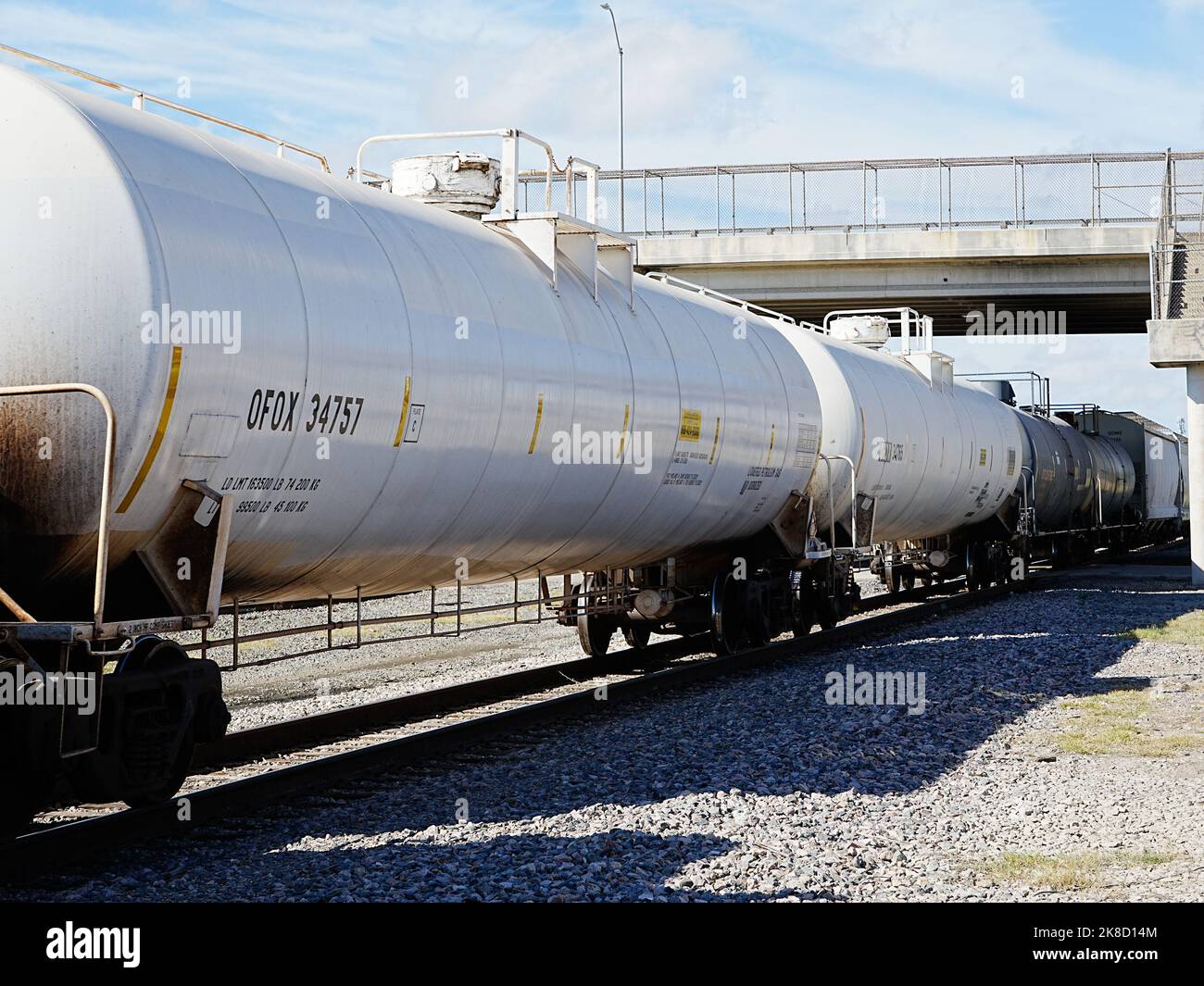 Wagons-citernes transportant du gaz de pétrole liquéfié GPL Banque D'Images