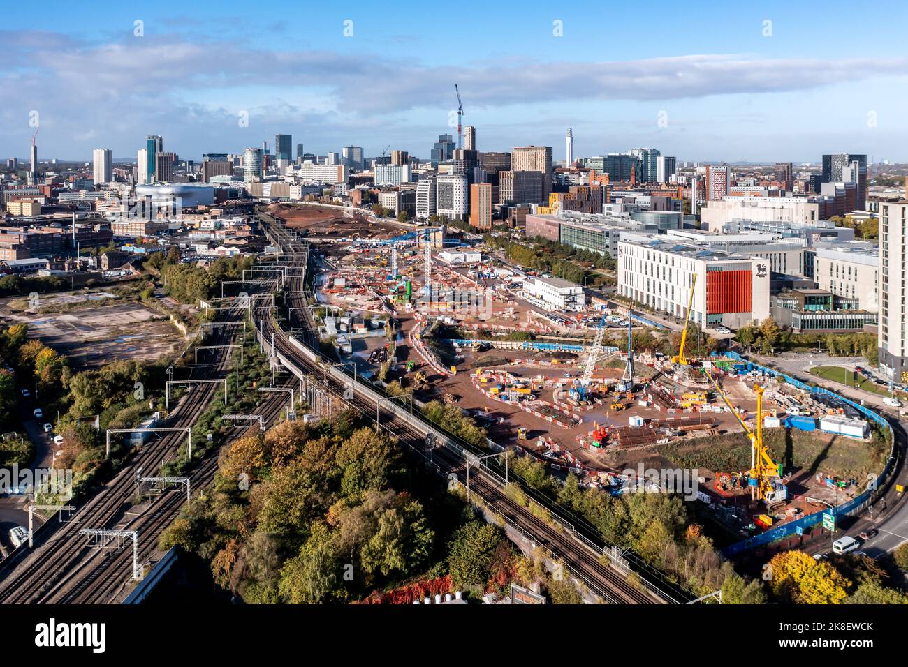 BIRMINGHAM, ROYAUME-UNI - 17 OCTOBRE 2022. Vue aérienne du chantier du projet ferroviaire HS2 dans le centre-ville de Birmingham Banque D'Images