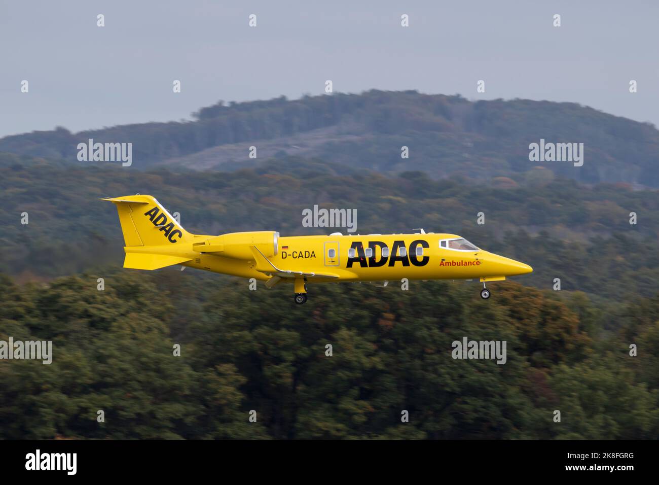 D-CADA Bombardier Learjet 60XR Aero Dienst ADAC Cologne Bonn Airport 12/10/2022 EDSK CGN Banque D'Images