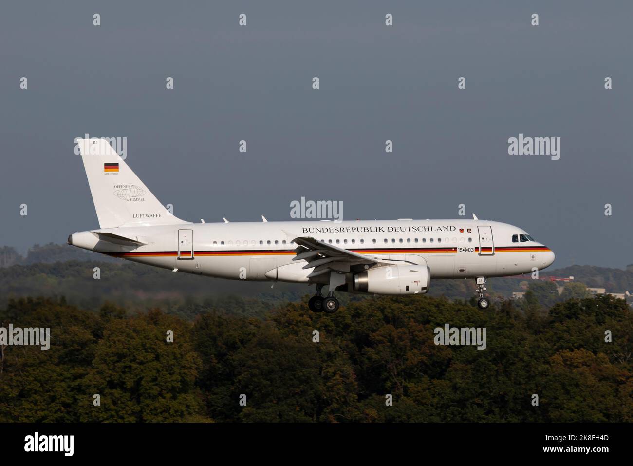 1503 15+03 Airbus A319 Luftwaffe Aviation allemande aéroport de Cologne Bonn 12/10/2022 EDDK CGN Banque D'Images