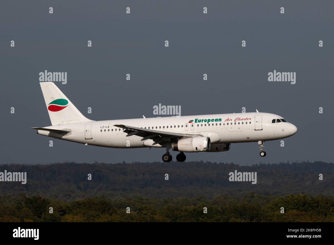 LZ-LAA Airbus A320 European Air Charter Cologne Bonn Airport 12/10/2022 EDSK CGN Banque D'Images