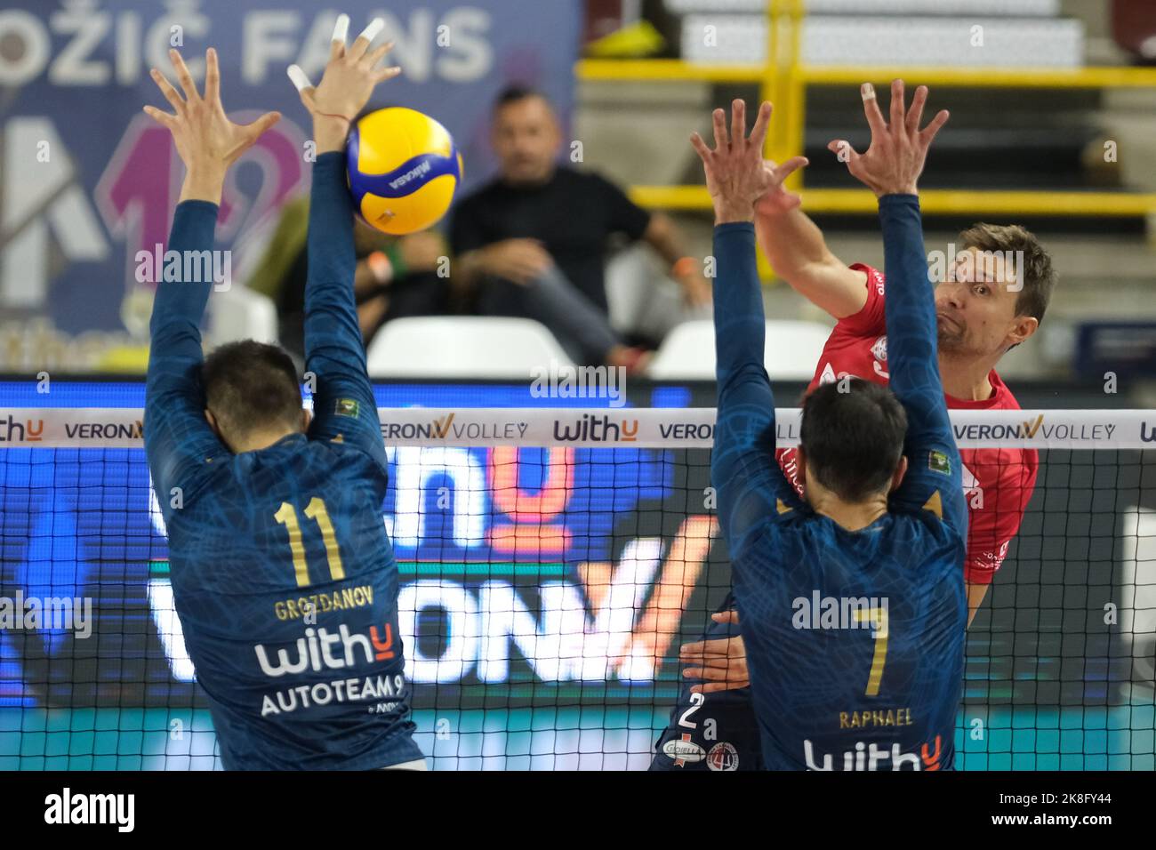 Vérone, Italie. 22nd octobre 2022. Galerie du match entre WithU Verona et Gioiella Prisma Taranto valable pour une quatrième journée du championnat italien de volley Superlega sur 22 octobre 2022 à Pala AGSM-AIM à Vérone, Italie crédit: Roberto Tommasini/Alay Live News Banque D'Images