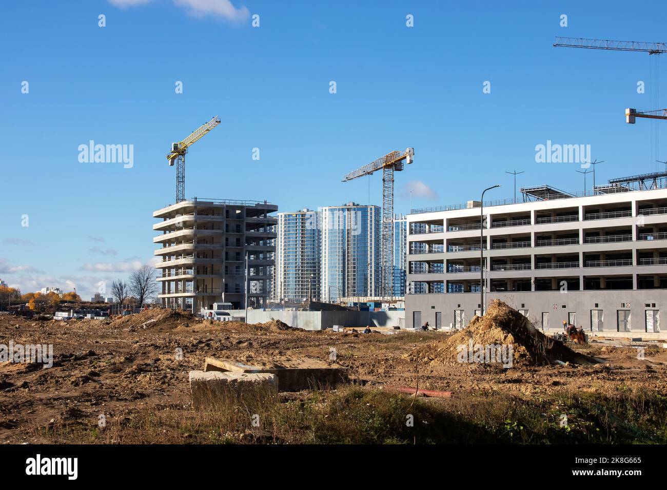 Bélarus, Minsk - 20 octobre 2022 : chantier de construction de minsk, gros plan sur le monde Banque D'Images