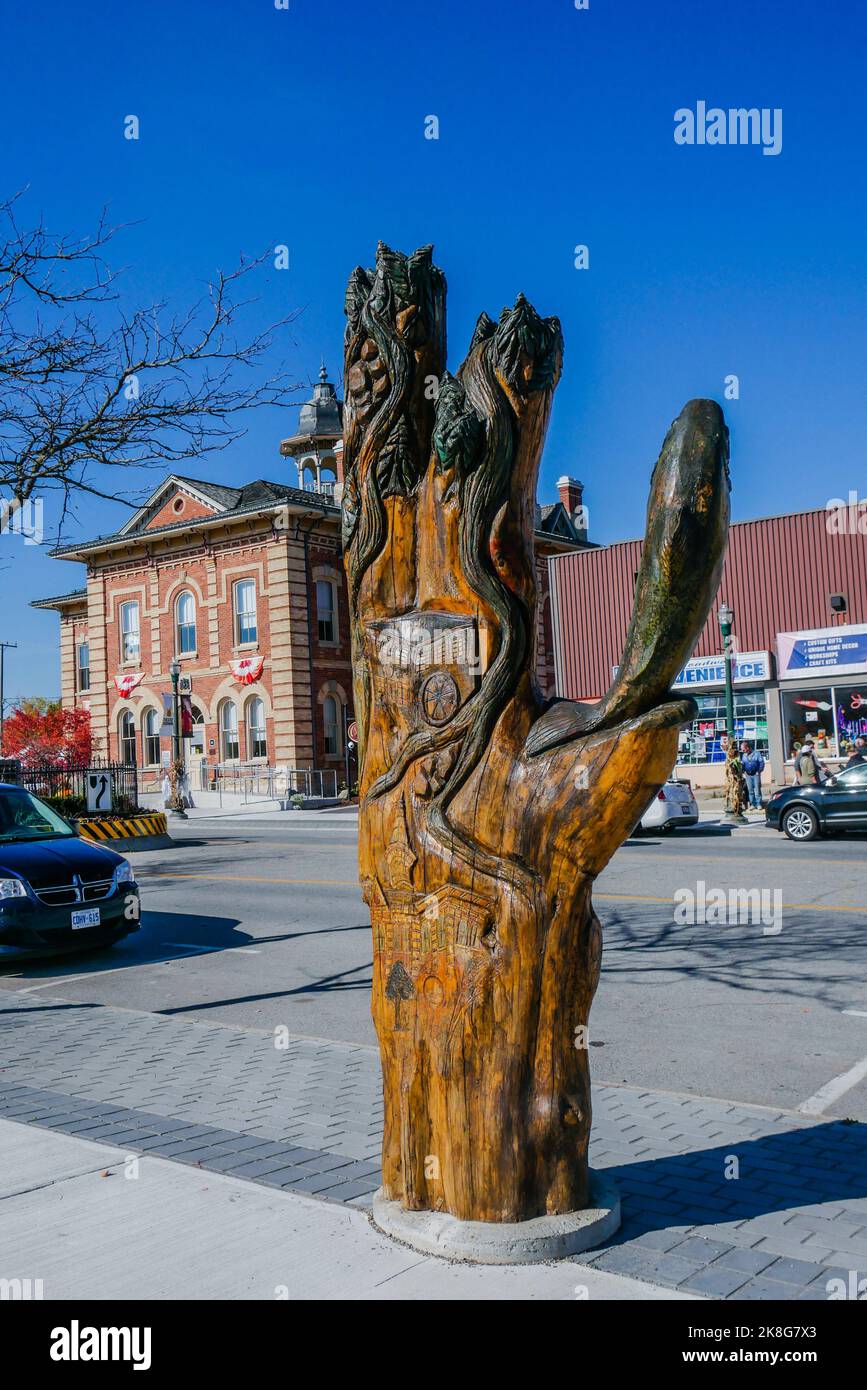 sculpture d'arbres en plein air, sculpture en bois, orangeville (ontario), canada Banque D'Images