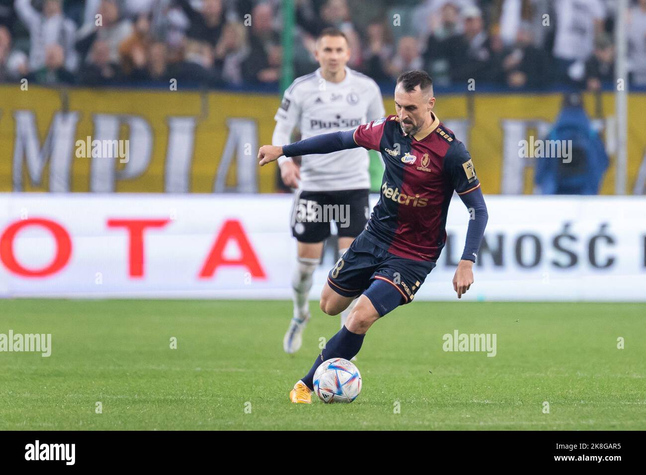 Varsovie, Pologne. 22nd octobre 2022. Michal Kucharczyk de Pogon vu en action pendant le match polonais PKO Ekstraklasa League entre Legia Warszawa et Pogon Szczecin au Maréchal Jozef Pilsudski Legia Warsaw Municipal Stadium.final score; Legia Warszawa 1:1 Pogon Szczecin. (Photo de Mikolaj Barbanell/SOPA Images/Sipa USA) crédit: SIPA USA/Alay Live News Banque D'Images