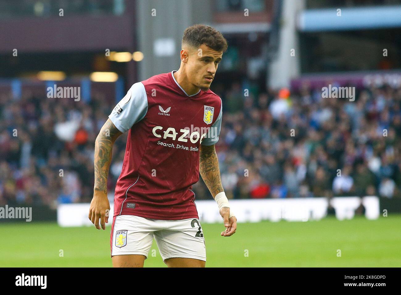 Birmingham, Royaume-Uni. 22nd octobre 2022. Philippe Coutinho d'Aston Villa (23) lors du match de Premier League entre Aston Villa et Brentford à Villa Park, Birmingham, Angleterre, le 23 octobre 2022. Photo de Mick Haynes. Utilisation éditoriale uniquement, licence requise pour une utilisation commerciale. Aucune utilisation dans les Paris, les jeux ou les publications d'un seul club/ligue/joueur. Crédit : UK Sports pics Ltd/Alay Live News Banque D'Images Birmingham, Royaume-Uni. 22nd octobre 2022. Philippe Coutinho d'Aston Villa (23) lors du match de Premier League entre Aston Villa et Brentford à Villa Park, Birmingham, Angleterre, le 23 octobre 2022. Photo de Mick Haynes. Utilisation éditoriale uniquement, licence requise pour une utilisation commerciale. Aucune utilisation dans les Paris, les jeux ou les publications d'un seul club/ligue/joueur. Crédit : UK Sports pics Ltd/Alay Live News Banque D'Images