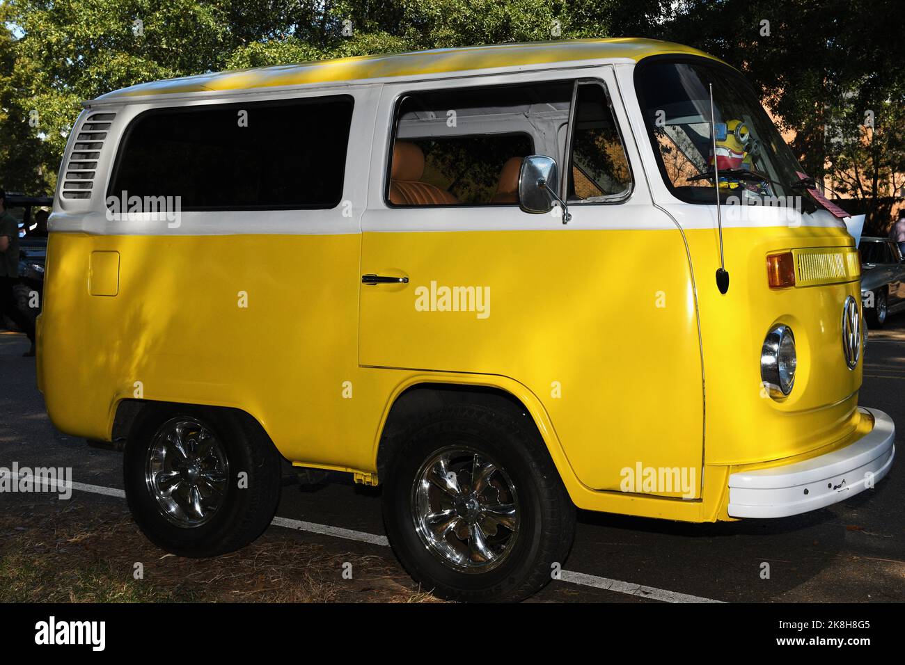 Bus VW jaune Banque D'Images