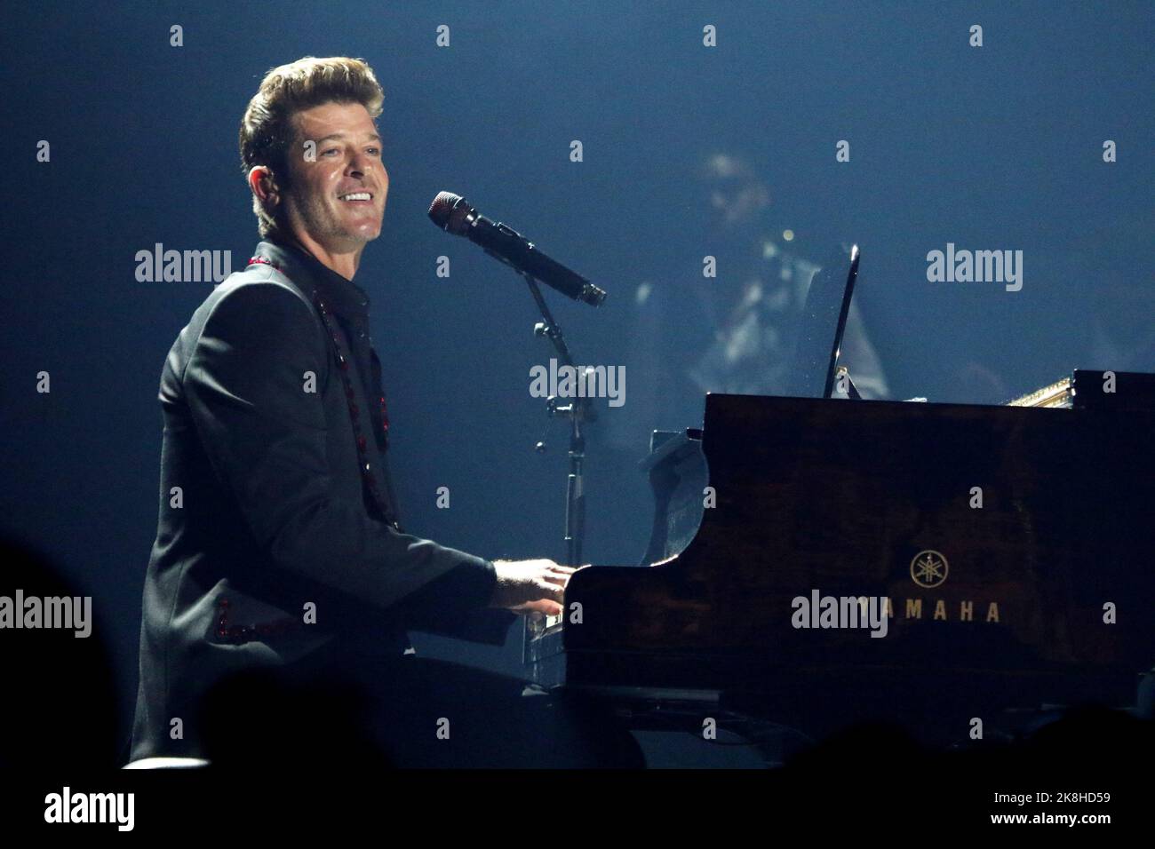 Las Vegas, Nevada, États-Unis. 22nd octobre 2022. Robin Thicke se produit pendant Usher : The Vegas Residency at Dolby Live at Park MGM à Las Vegas, Nevada sur 22 octobre 2022. Crédit : Walik Goshorn/Media Punch/Alay Live News Banque D'Images