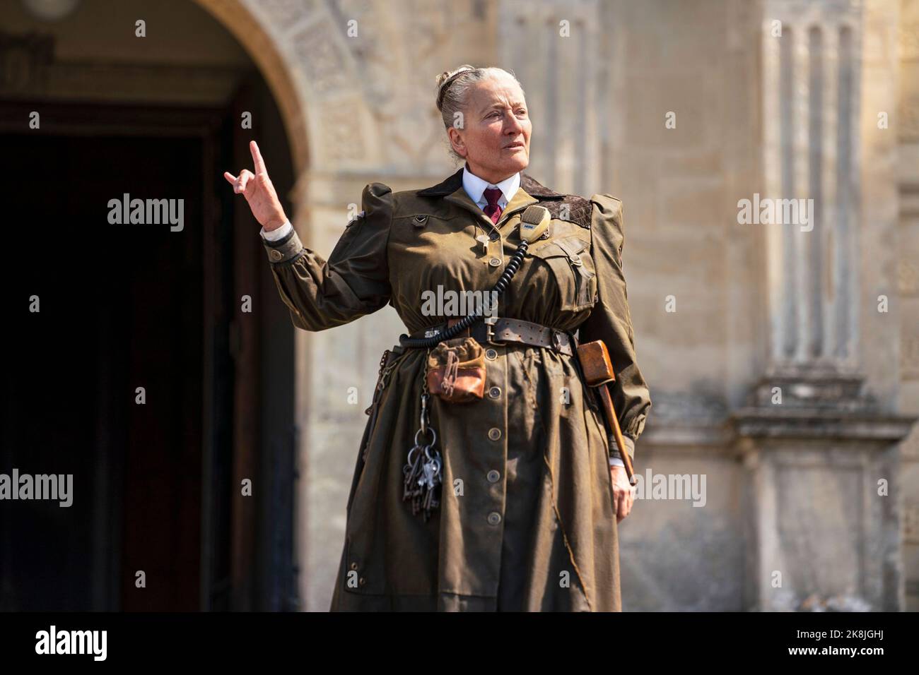 EMMA THOMPSON DANS MATILDA THE MUSICAL DE ROALD DAHL (2022), RÉALISÉ PAR MATTHEW WARCHUS. Credit: Titre de travail films / Album Banque D'Images