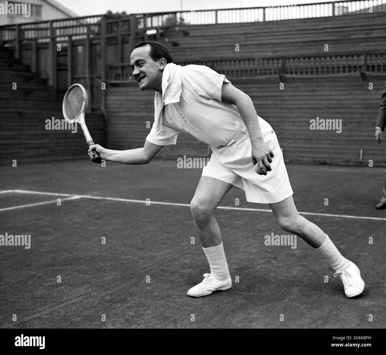 Oslo 19490908 l'actrice Arvid Nilsen joue au tennis. Ici en action. Photo: NTB / NTB Banque D'Images