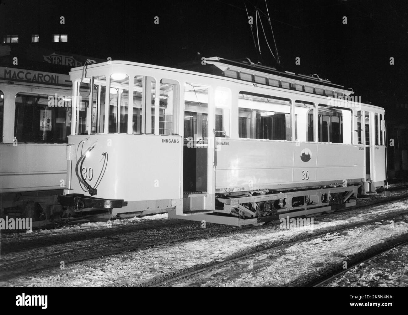 Oslo 1949. Un ancien tramway a été récemment rénové et prêt pour la circulation à Oslo en 1949. Transports en commun. Photo: NTB / NTB Banque D'Images