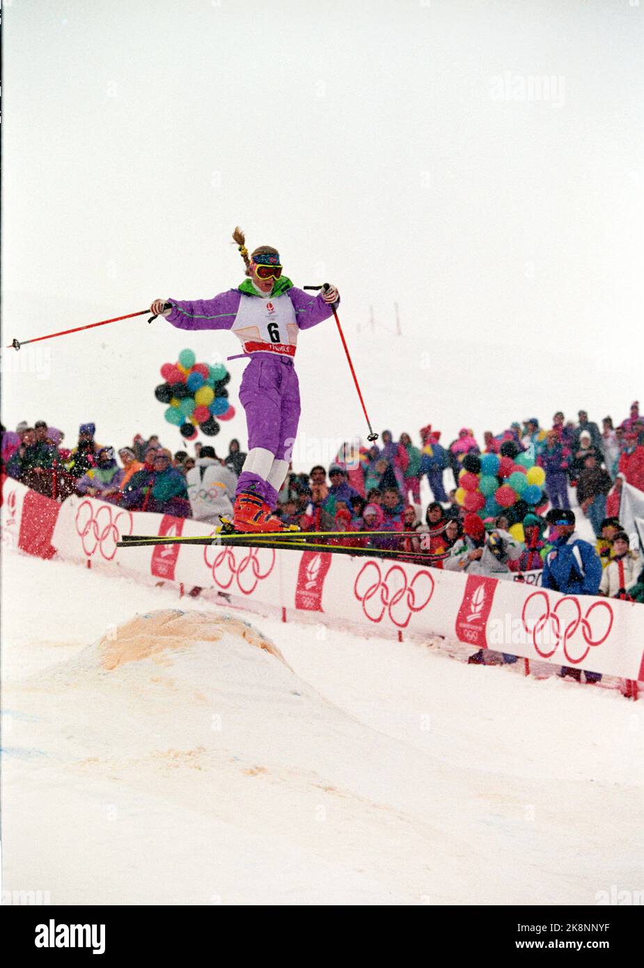 Tigne, France 19920213 Olympique-92 Albertville, Freestyle, bulking.Stine Lise Hattestad en action. Elle a pris le bronze. Photo: Calle Törnström / NTB / NTB Banque D'Images