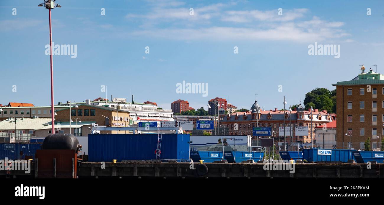 Le port avec des conteneurs sur la rivière Gota alv à Göteborg, en Suède Banque D'Images