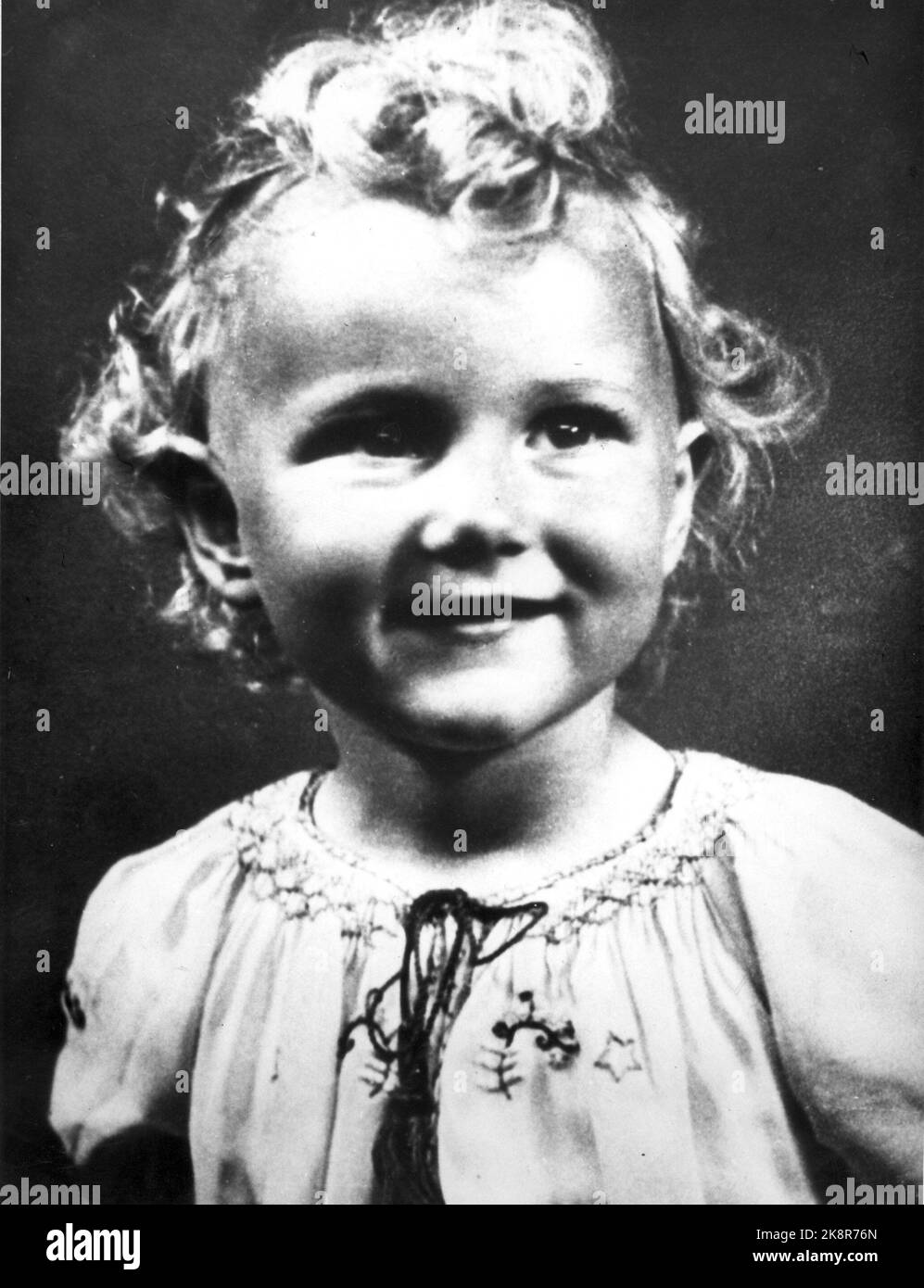 Oslo 1941 Reine Sonja, puis Sonja Haraldsen, portrait d'enfant, environ 4 ans. Photo archive NTB / ntb Banque D'Images