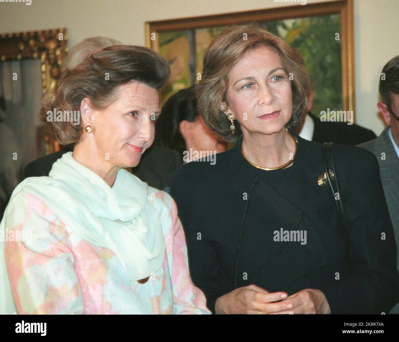 Madrid, Espagne 19950426. Visite de l'État royal norvégien en Espagne. La reine Sofia d'Espagne (t.H.H.) et la reine Sonja visitent le musée Sorolla. Photo: Bjørn Sigurdsøn NTB / NTB Banque D'Images