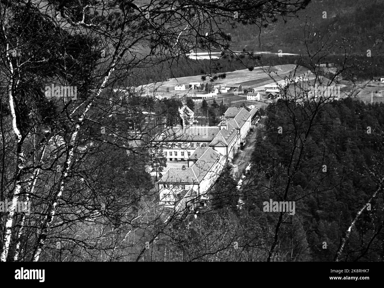 Illustration au cas de NTB le dimanche 19 mars. Vesterålen 1963: Vensmoen tuberculosis sanatorium, qui sera fermé en peu de temps, car il y aura de moins en moins de tuberculeux en Norvège. Vue d'ensemble du bâtiment. Photo: Børretzen / courant / NTB Banque D'Images