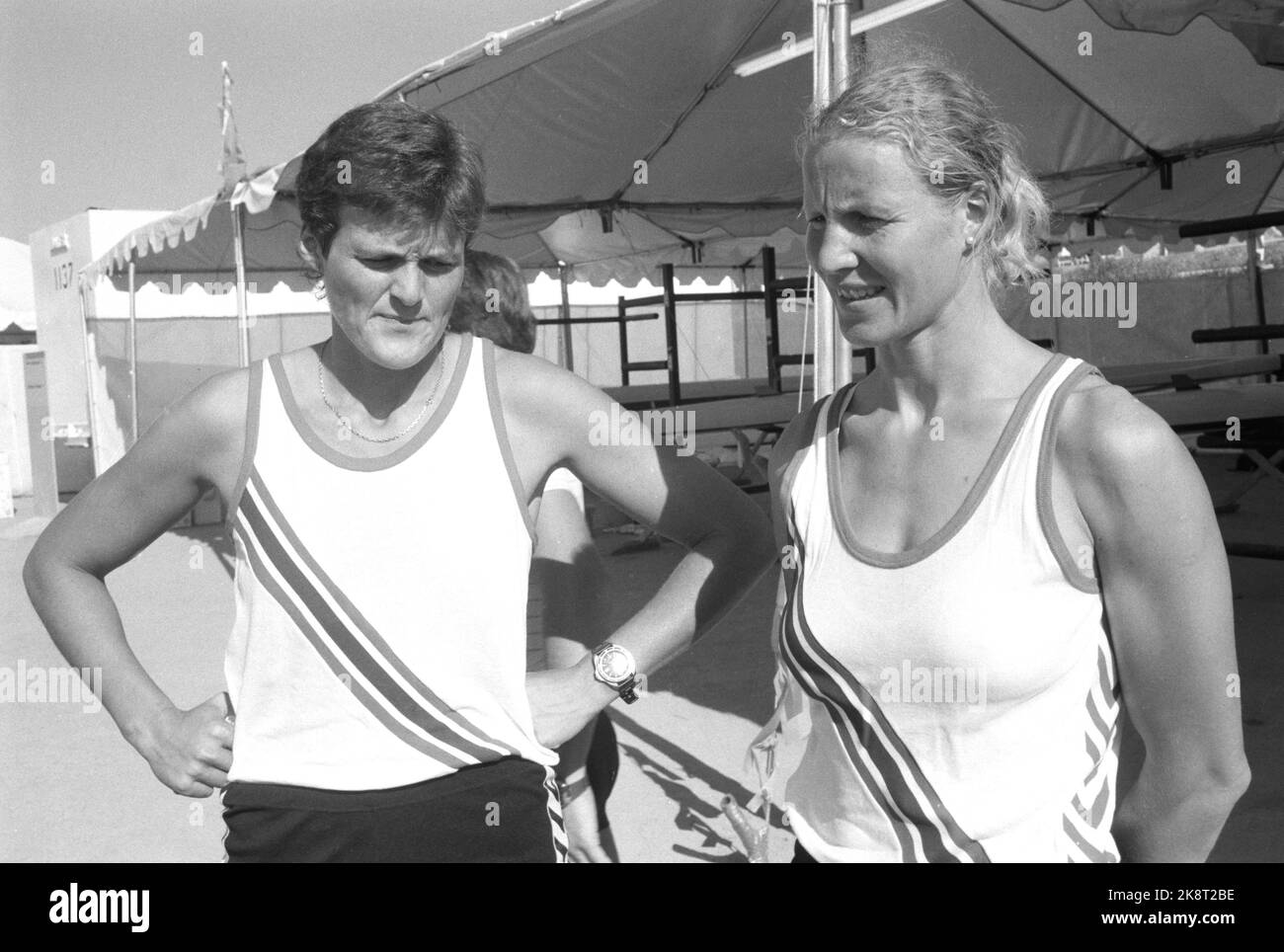 Los Angeles, 19840804. Les Jeux Olympiques de Los Angeles. Aviron / sculpts doubles, femmes. Haldis Lenes (t.v.) et Solfrid Johansen n'étaient pas très satisfaits de la place 5th durant les Jeux Olympiques. Photo: Bjørn Sigurdsøn NTB / NTB Banque D'Images