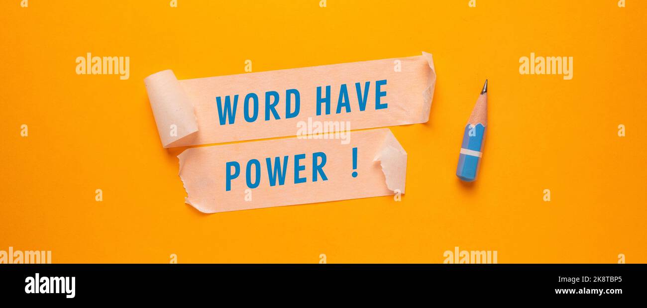 Gros plan conceptuel d'une idée d'entreprise montrant les mots ont le pouvoir Banque D'Images