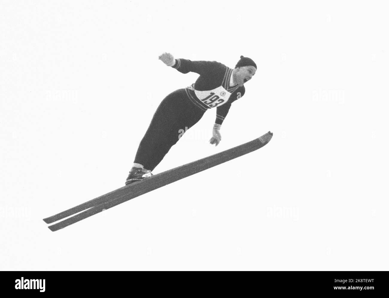 Holmenkollen, Oslo 19530301. Holmenkollrennet 1953. Skier à Torbjørn Falkanger pendant le saut à Holmenkollen. Photo: Jan Stage NTB / NTB Banque D'Images