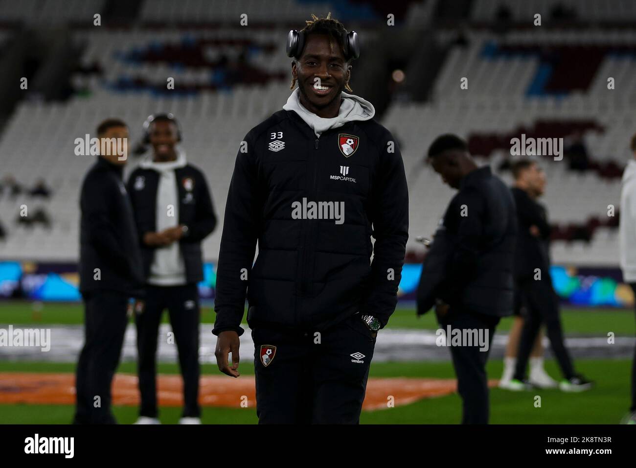 Jordan Zemura de l'AFC Bournemouth pré-match lors du match de la Premier League entre West Ham United et Bournemouth au London Stadium, Stratford, le lundi 24th octobre 2022. (Credit: Tom West | MI News) Credit: MI News & Sport /Alay Live News Banque D'Images