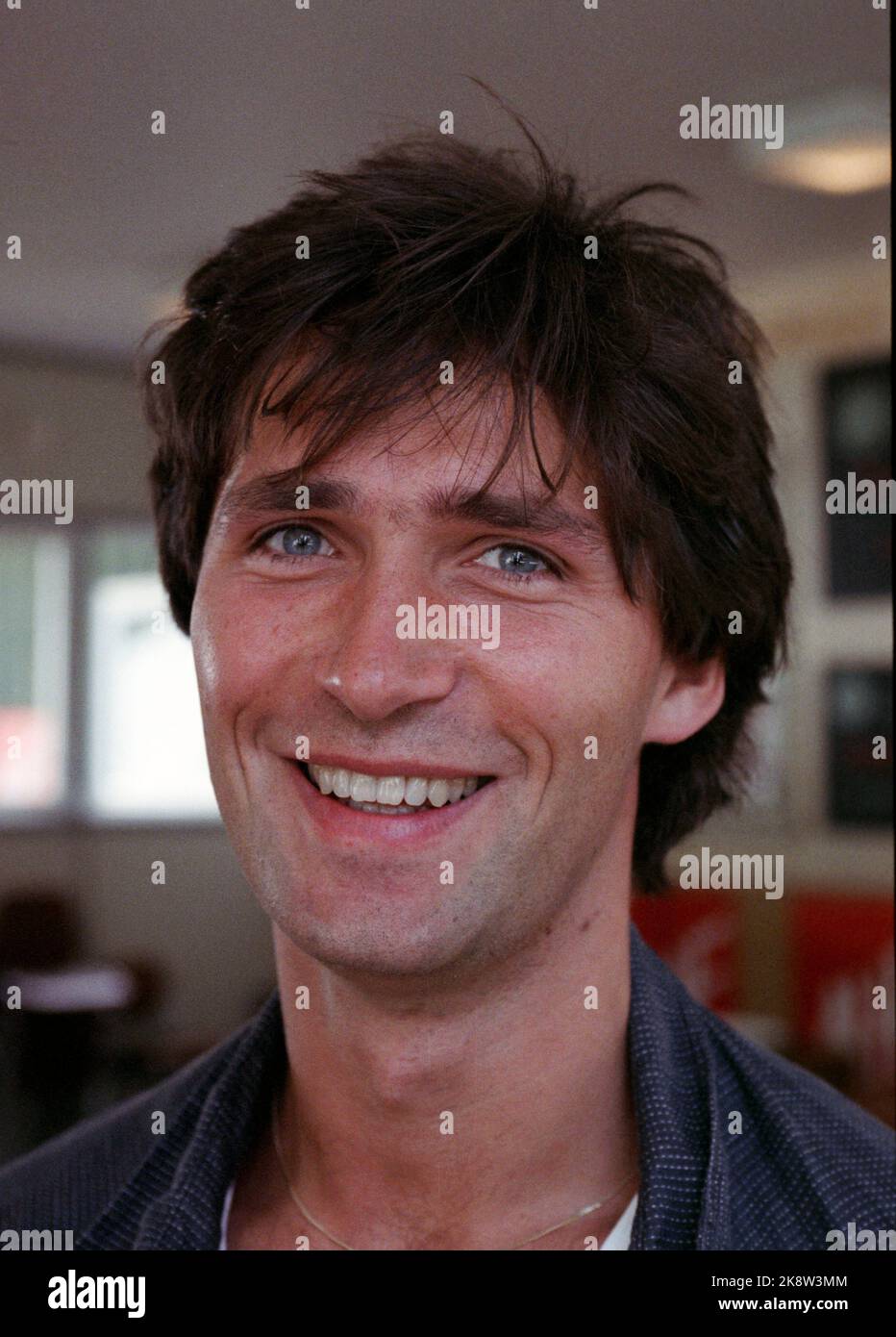 Utøya 19890721. Camp d'été pour les jeunes politiciens D'AUF. Ici portrait souriant de Jens Stoltenberg. Photo: Henrik Laurvik / NTB Banque D'Images