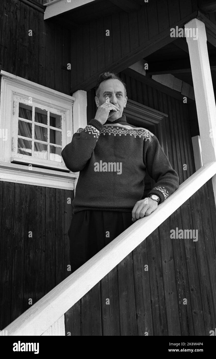 2 février 1963. Harld Løvenskiold, le propriétaire du travail, est en ...