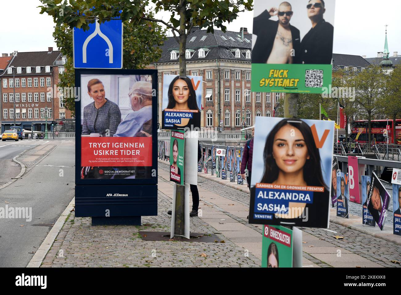 Copenhague/Danemark/25 octobre 2022/Premier ministre danois leader du parti social-démocrate et candidat au prochain Premier ministre du Danemark pour l'enevieronment écologique et l'énergie verte et couleur rouge du parti sur la campagne électorale et le jour de vote 1.nov.2022. (Photo. Francis Joseph Dean/Dean photos. Banque D'Images