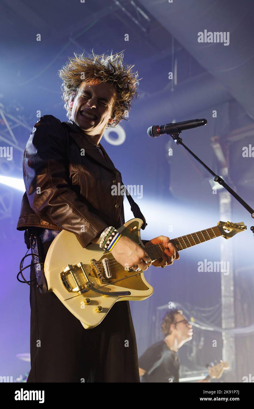 BARCELONE - octobre 17 : l'ère du pilote (duo de musique américain composé des frères Rocky et Ross Lynch) se joue sur scène à Razzmatazz sur 17 octobre 2022 Banque D'Images