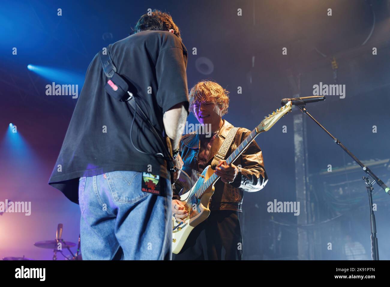 BARCELONE - octobre 17 : l'ère du pilote (duo de musique américain composé des frères Rocky et Ross Lynch) se joue sur scène à Razzmatazz sur 17 octobre 2022 Banque D'Images