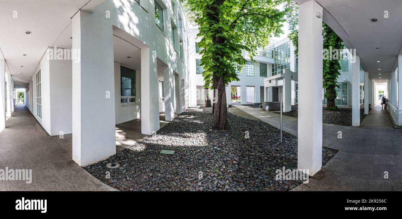 FRANCFORT, ALLEMAGNE - 7 MAI 2016 : Musée d'art appliqué à Francfort, dans le quartier de schaumainkai. Banque D'Images