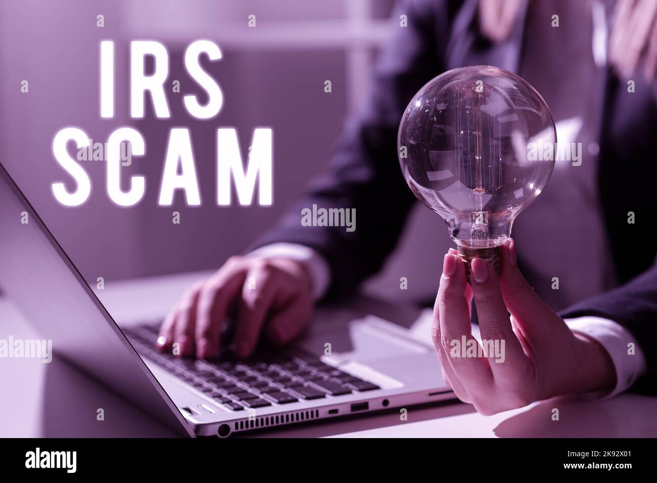 Inspiration montrant le signe IRS Scam. L'aperçu de l'entreprise a ciblé les contribuables en prétendant être un service de revenu interne Banque D'Images