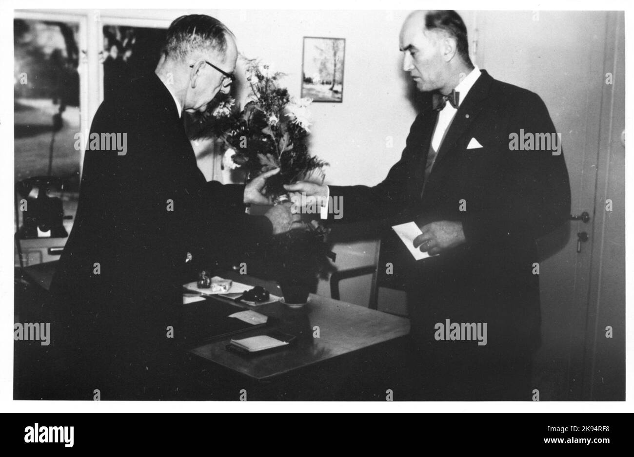 Conseils d'adieu de l'inspecteur de station Iwar Johansson. Banque D'Images