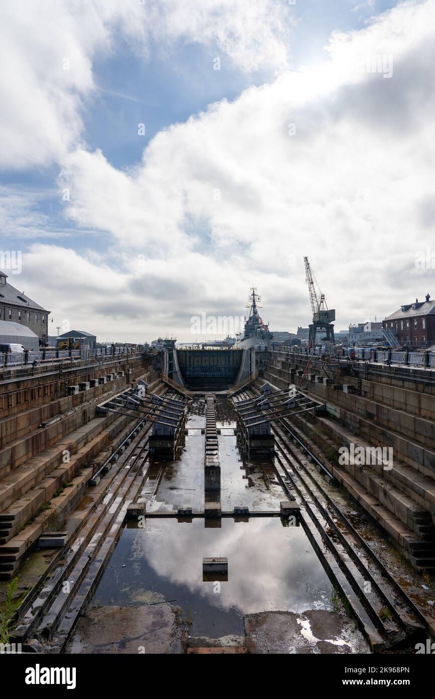 Le quai sec de la cour de marine de Boston où de grands vieux navires ont été construits Banque D'Images