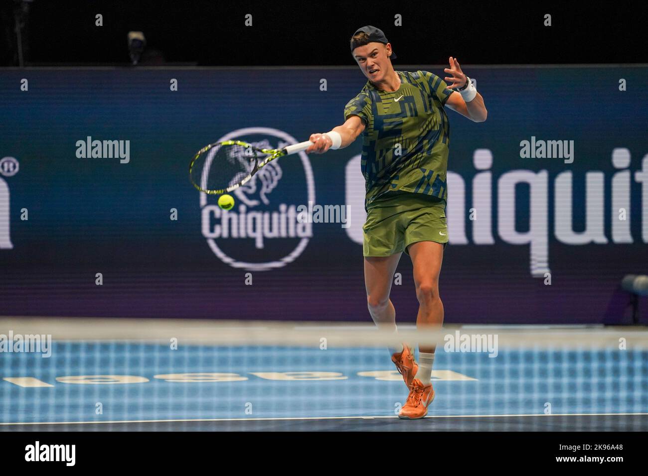 Bâle, Suisse. 26th octobre 2022. Bâle, Suisse, 26 octobre 2022: Holger Rune (DEN) en action pendant le tournoi de tennis suisse ATP 500 en salle entre Alex de Minaur (AUS) et Holger Rune (DEN) au parc St Jakobs à Bâle, Suisse. (Daniela Porcelli /SPP) crédit: SPP Sport presse photo. /Alamy Live News Banque D'Images Bâle, Suisse. 26th octobre 2022. Bâle, Suisse, 26 octobre 2022: Holger Rune (DEN) en action pendant le tournoi de tennis suisse ATP 500 en salle entre Alex de Minaur (AUS) et Holger Rune (DEN) au parc St Jakobs à Bâle, Suisse. (Daniela Porcelli /SPP) crédit: SPP Sport presse photo. /Alamy Live News Banque D'Images