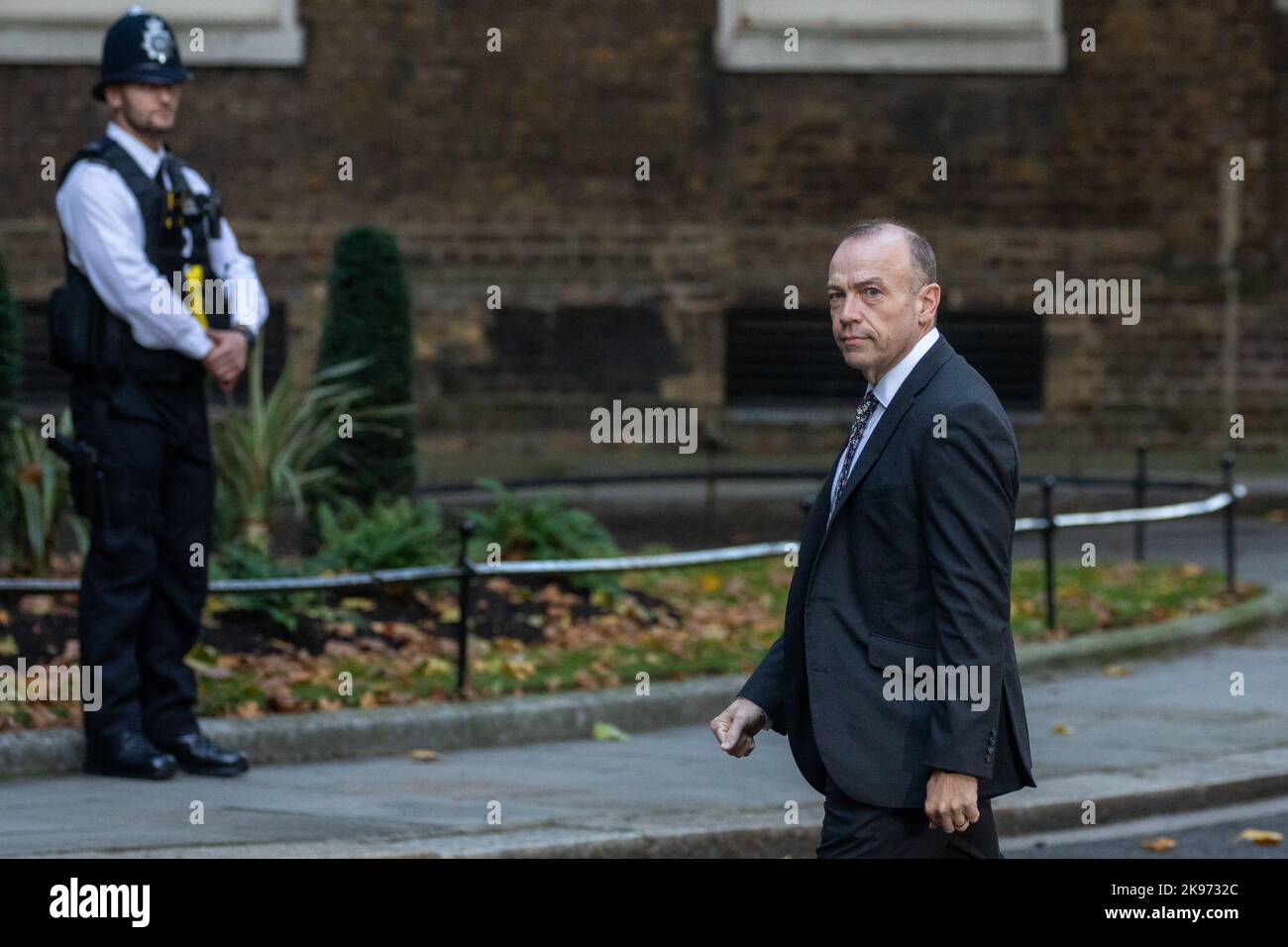 Londres, Royaume-Uni. 25th octobre 2022. Chris Heaton-Harris, député conservateur de Daventry, arrive à Downing Street alors que le nouveau Premier ministre du Royaume-Uni, Rishi Sunak, fait des nominations à son Cabinet. Rishi Sunak a été nommé Premier ministre par le roi Charles III après avoir remporté la direction conservatrice comme le seul candidat qui a obtenu les 100 nominations de députés conservateurs spécifiées pour le concours de leadership. Crédit : Mark Kerrison/Alamy Live News Banque D'Images