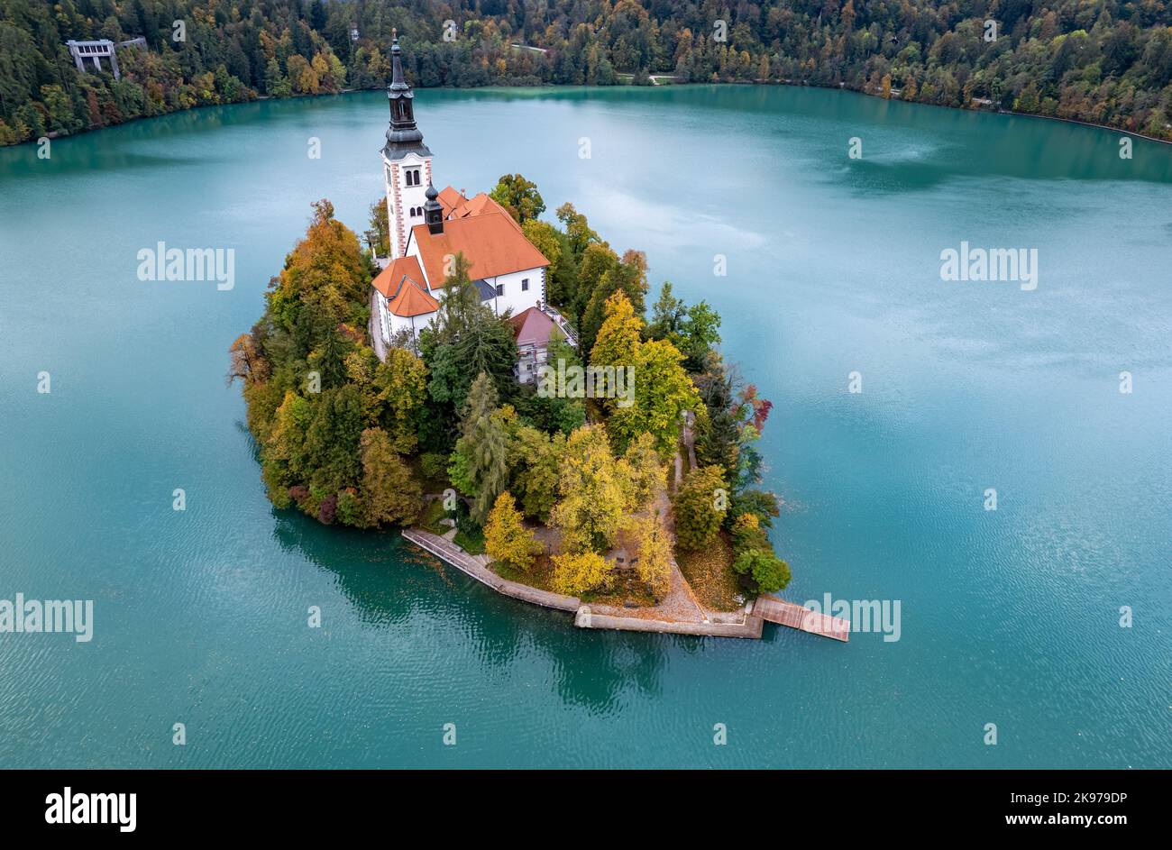 Église de l'Assomption de Marie, lac Bled, photo de drone Banque D'Images