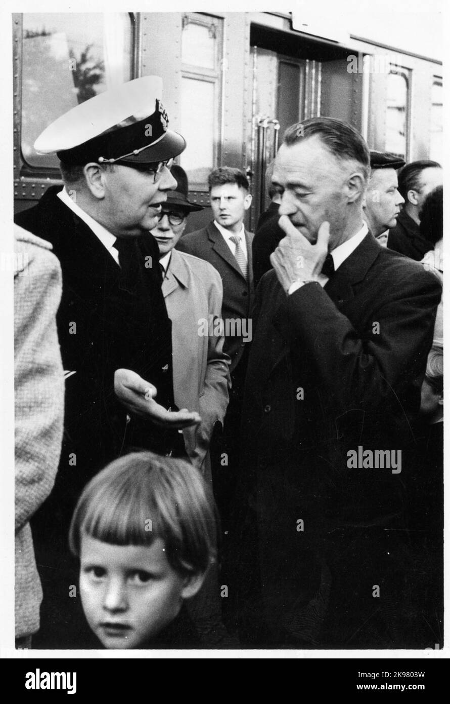 Gare de Billesholm depuis l'arrivée du dernier train à Billesholm et le dernier départ du train depuis Billesholm sur 29 mai 1960. Le nom était 1943 la mine de Billesholm. La gare construite en 1875 par Lion, chemins de fer de Landskrona - Engelholm. La station construite en 1876. Maison de station d'un étage en pierre. Banque D'Images