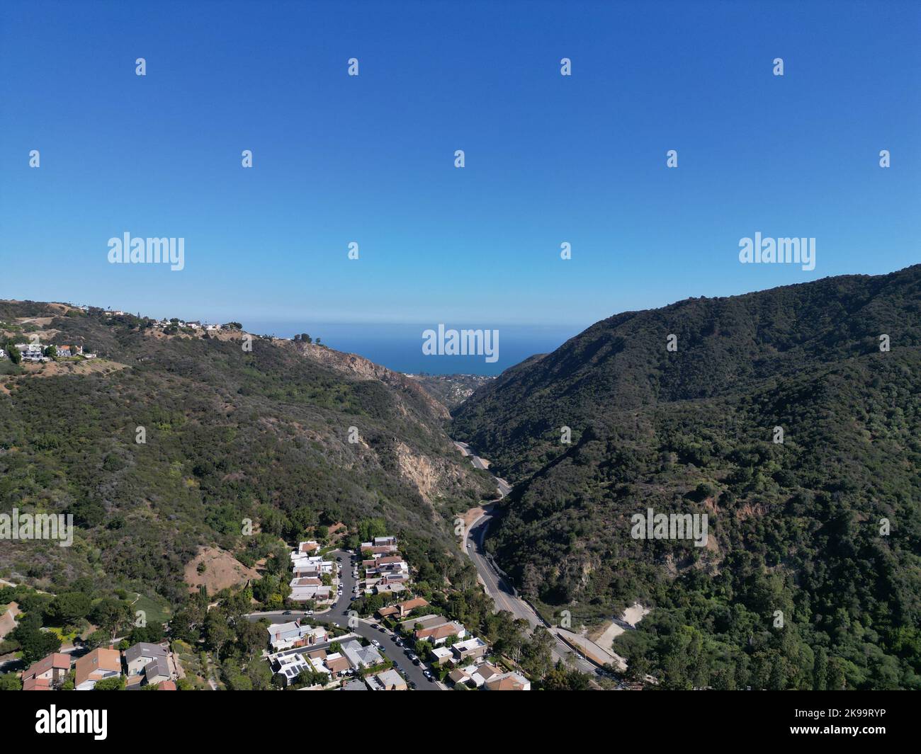 Une vue aérienne du développement du logement Pacific Palisades en Californie Banque D'Images