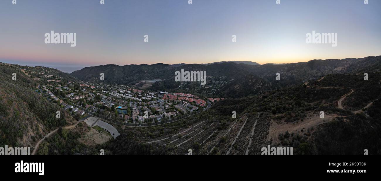Une vue aérienne du développement du logement Pacific Palisades en Californie Banque D'Images