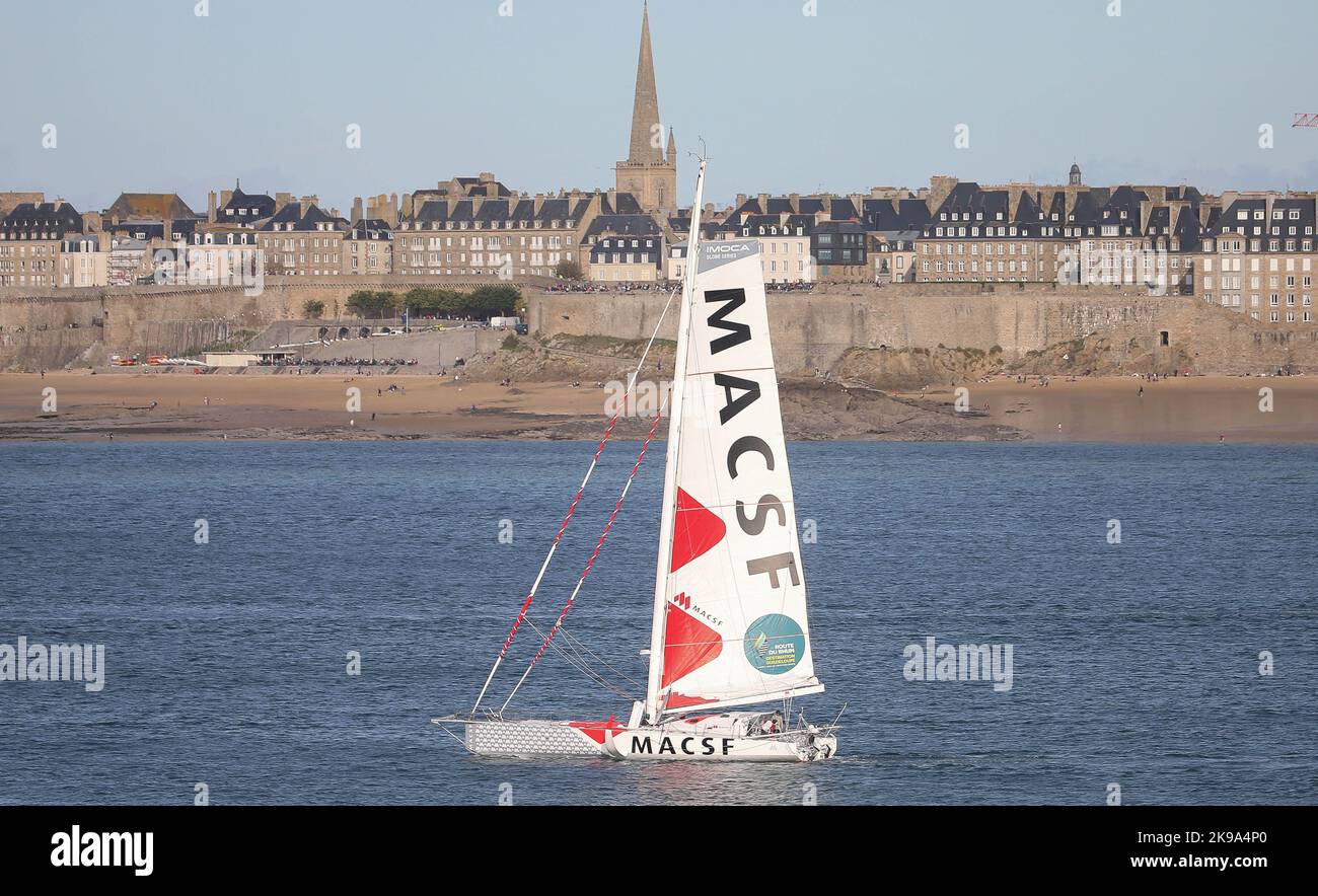 IMOCA skipper MACSF Isabelle Joschke pendant la route du Rhum-destination Guadeloupe 2022, course transatlantique solo, Saint-Malo - Guadeloupe (6 562 kilomètres) sur 26 octobre 2022 à Saint-Malo, France - photo Laurent Lairys / DPPI Banque D'Images