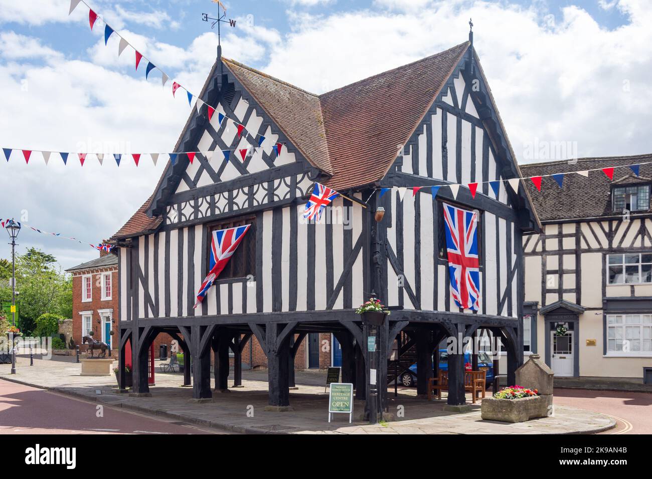 Ancienne maison du marché, Place du marché, Newent, Gloucestershire, Angleterre, Royaume-Uni Banque D'Images