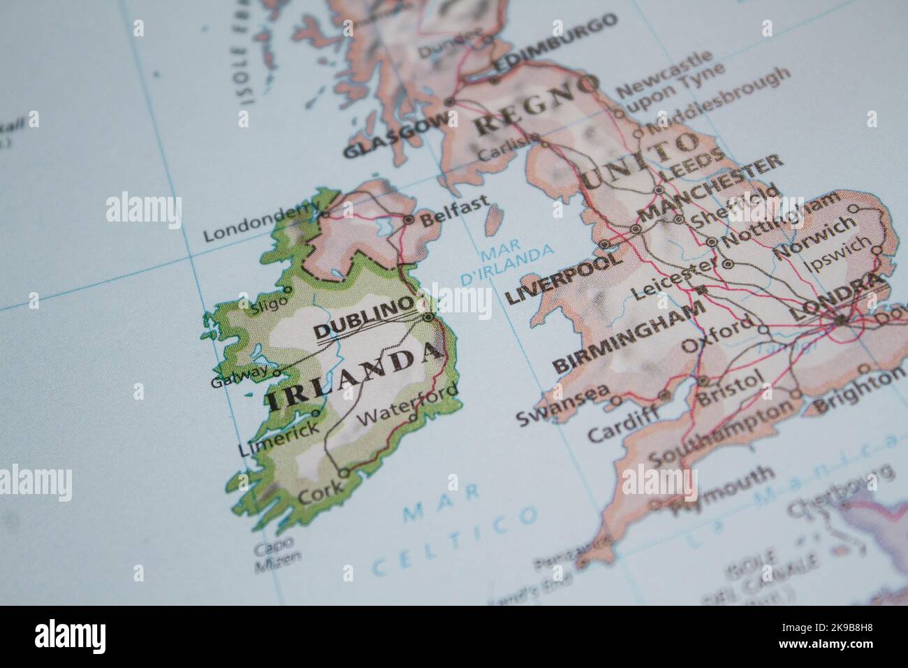 Carte papier de l'Angleterre, de l'Irlande du Nord et de la République d'Irlande Banque D'Images