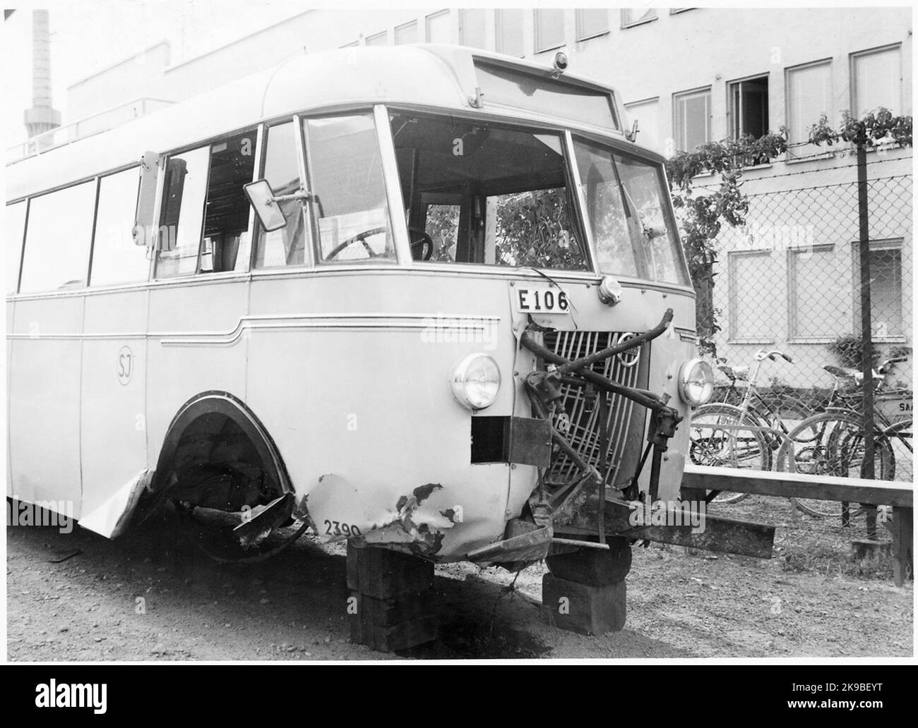 Chemins de fer d'État, SJ bus 2390, trafic endommagé. Chemins de fer d'État. Banque D'Images
