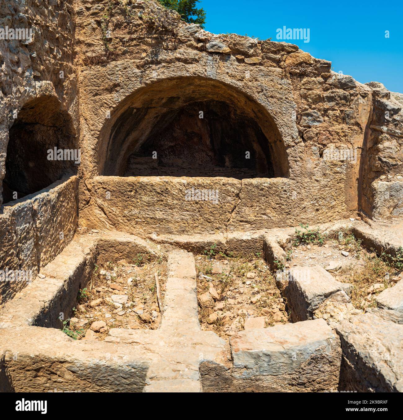 La grotte des sept dormeurs est située sur le mont Pion, près d'Éphèse et est le site de nombreux mythes religieux différents. Selcuk, Izmir, Turquie Banque D'Images