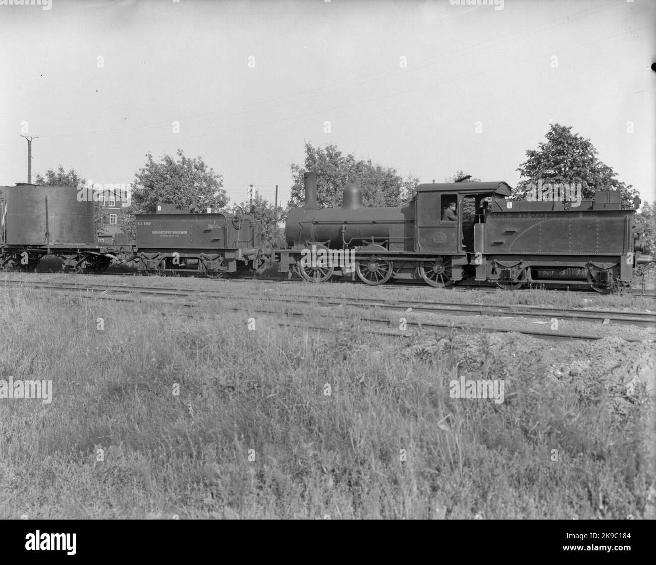 Bergslagernas Railway, BJ K 36. Locomotive à vapeur avec trains de désherbage. La locomotive a été fabriquée en 1890 par l'atelier de Motala, numéro de fabrication 105. 1947 a été refait. Banque D'Images